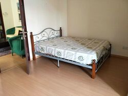 Sennett Estate (D13), Terrace #485731081